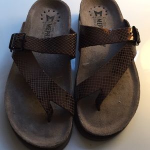 Mephisto Bronze Metallic Sandal Size 38